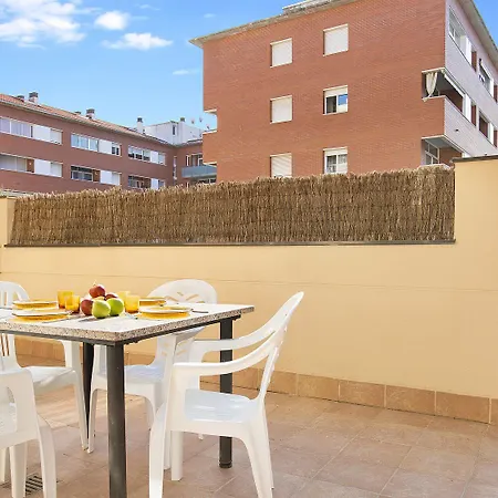 Port 53 Apartment *